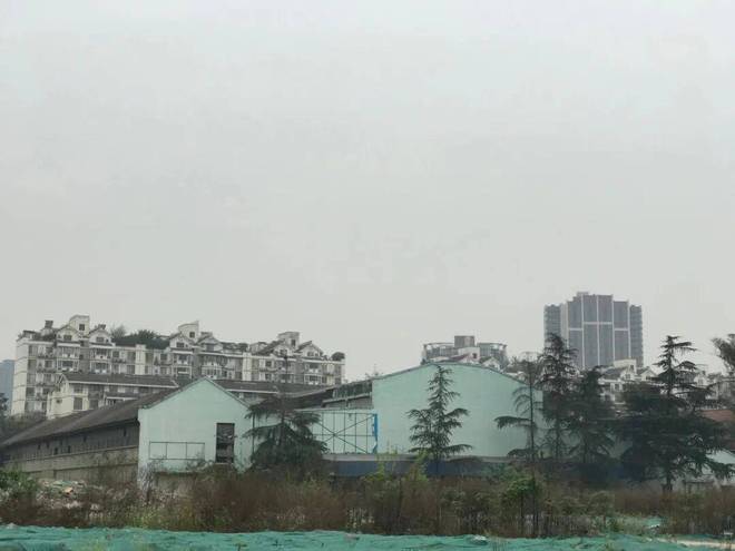 走到二仙橋，聽老廠鉆頭講出一座城市的記憶
